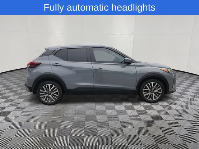 Used 2024 Nissan Kicks SV FWD video 4