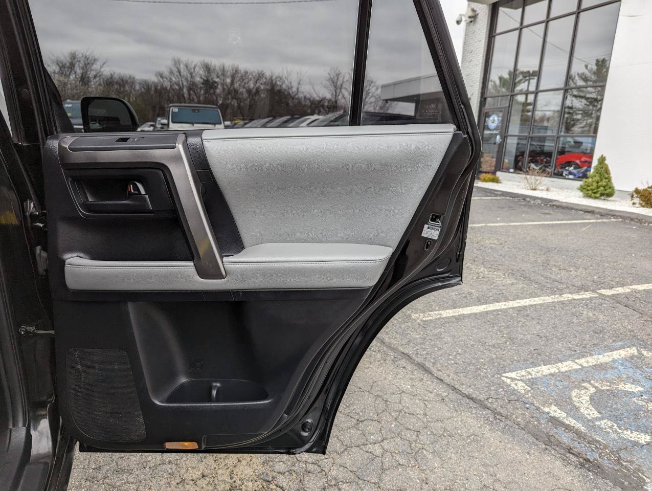 Used 2012 Toyota 4Runner Trail AWD/4WD image 33