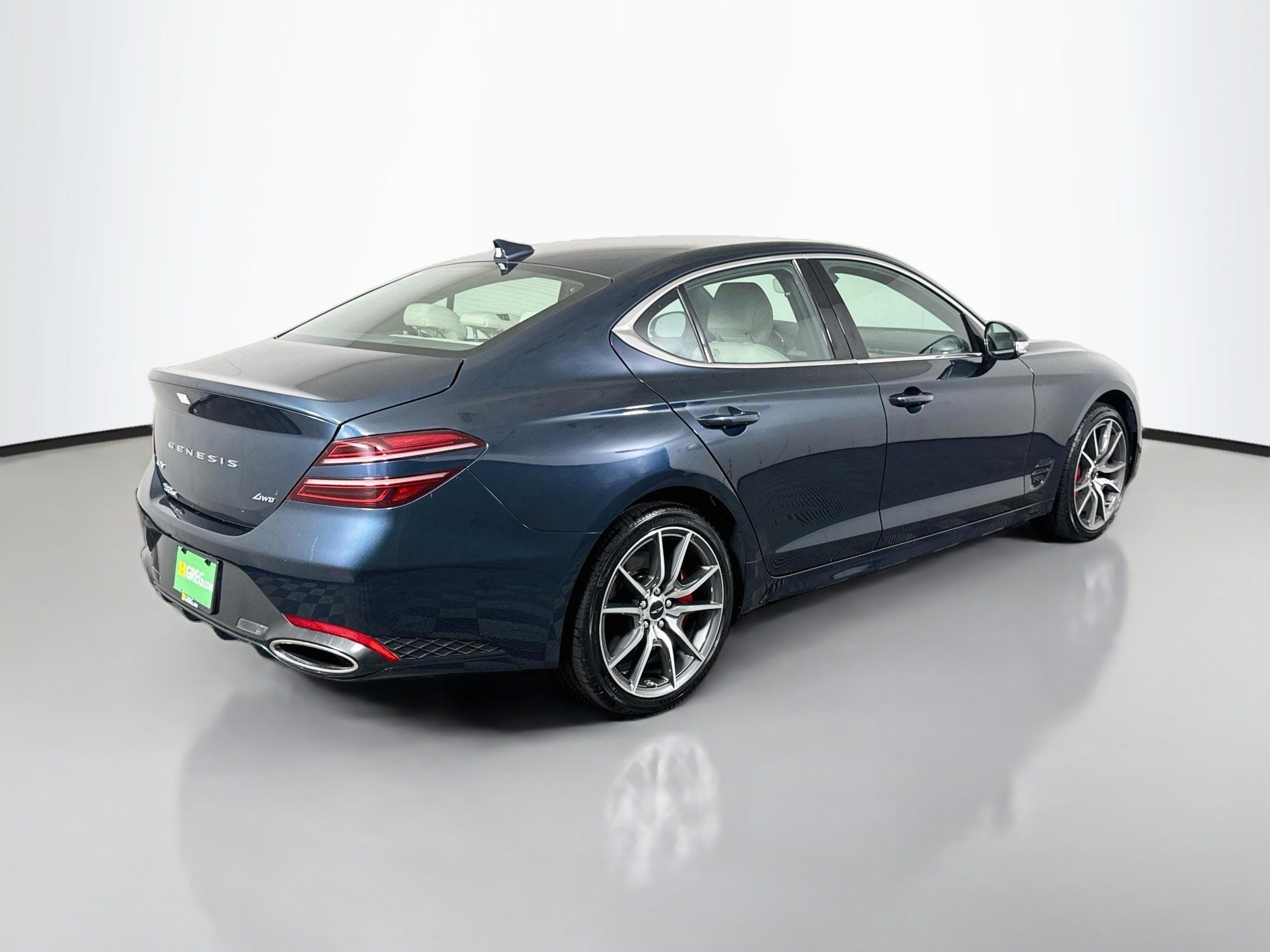 Used 2025 Genesis G70 2.5T AWD/4WD image 10