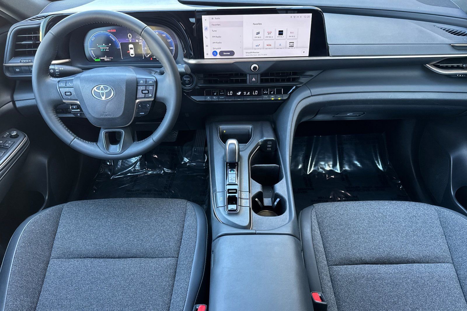 Used 2023 Toyota Crown XLE image 18