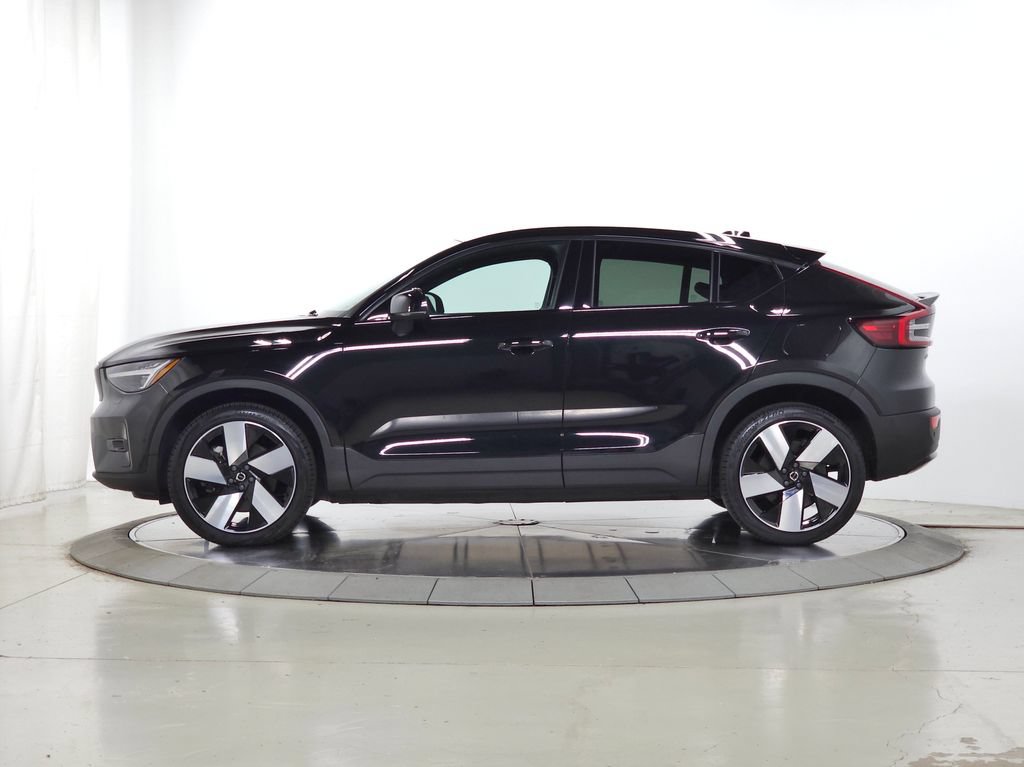 Used 2023 Volvo C40 P8 Recharge Ultimate w/ Protection Package Premier AWD/4WD image 5