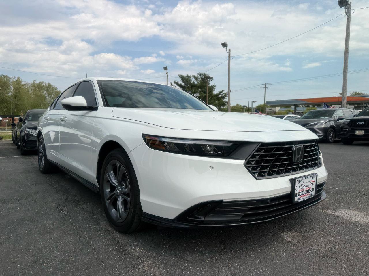 Used 2025 Honda Accord EX-L image 3