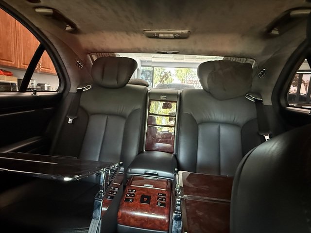 Used 2005 Maybach 57 RWD image 28