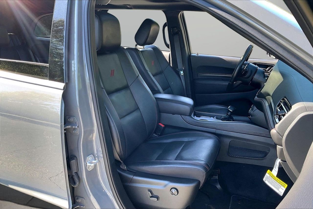 Used 2022 Dodge Durango R/T w/ Blacktop Package AWD/4WD image 25