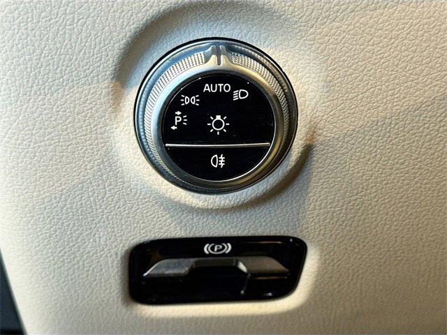 Certified 2023 Mercedes-Benz C 300 4MATIC Sedan image 8