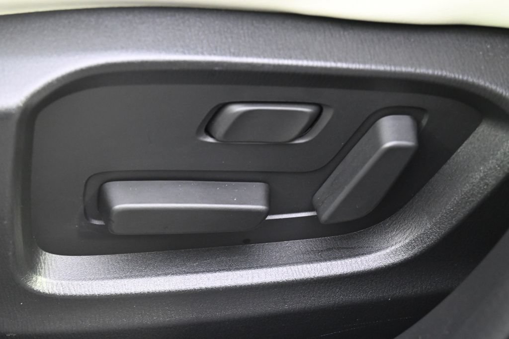 Used 2025 MAZDA CX-5 AWD 2.5 S w/ Preferred Package image 14