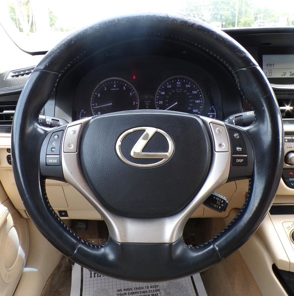 Used 2014 Lexus ES 350 FWD image 16