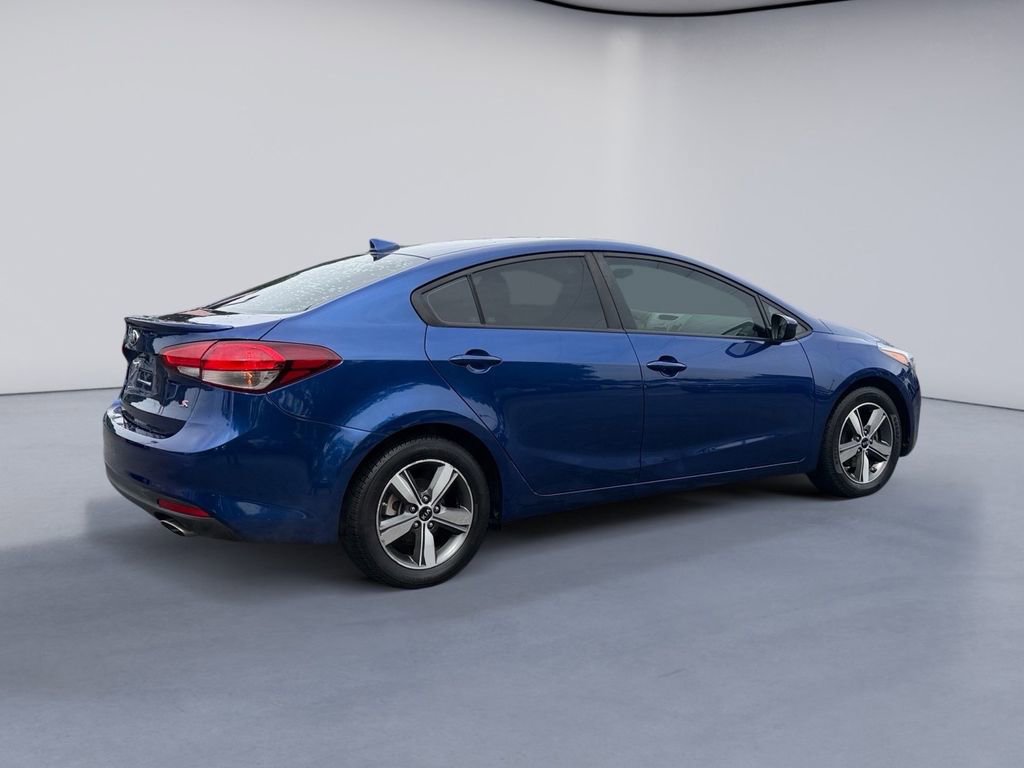Used 2018 Kia Forte S FWD image 5