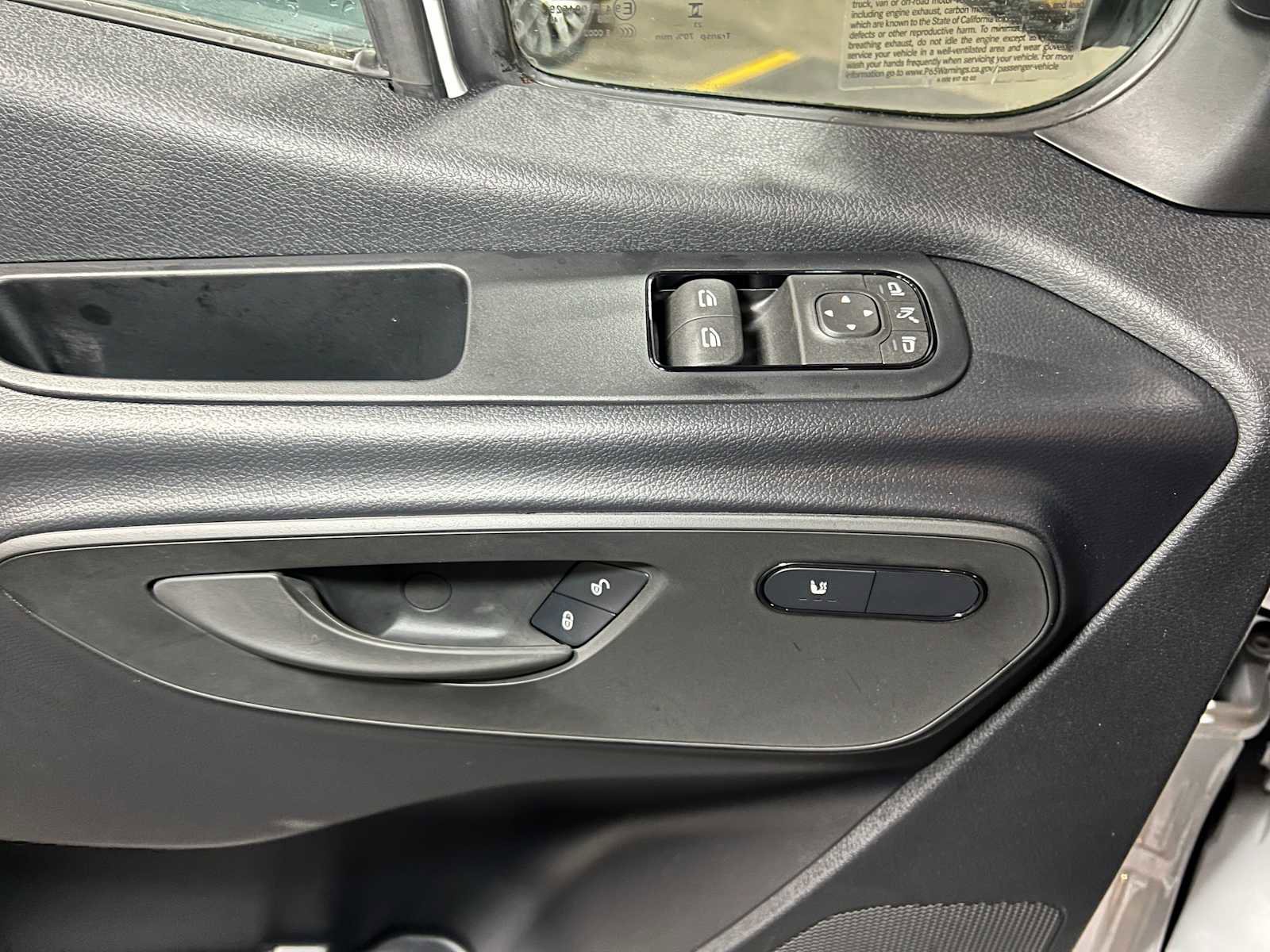 Used 2025 Mercedes-Benz Sprinter 2500 image 21
