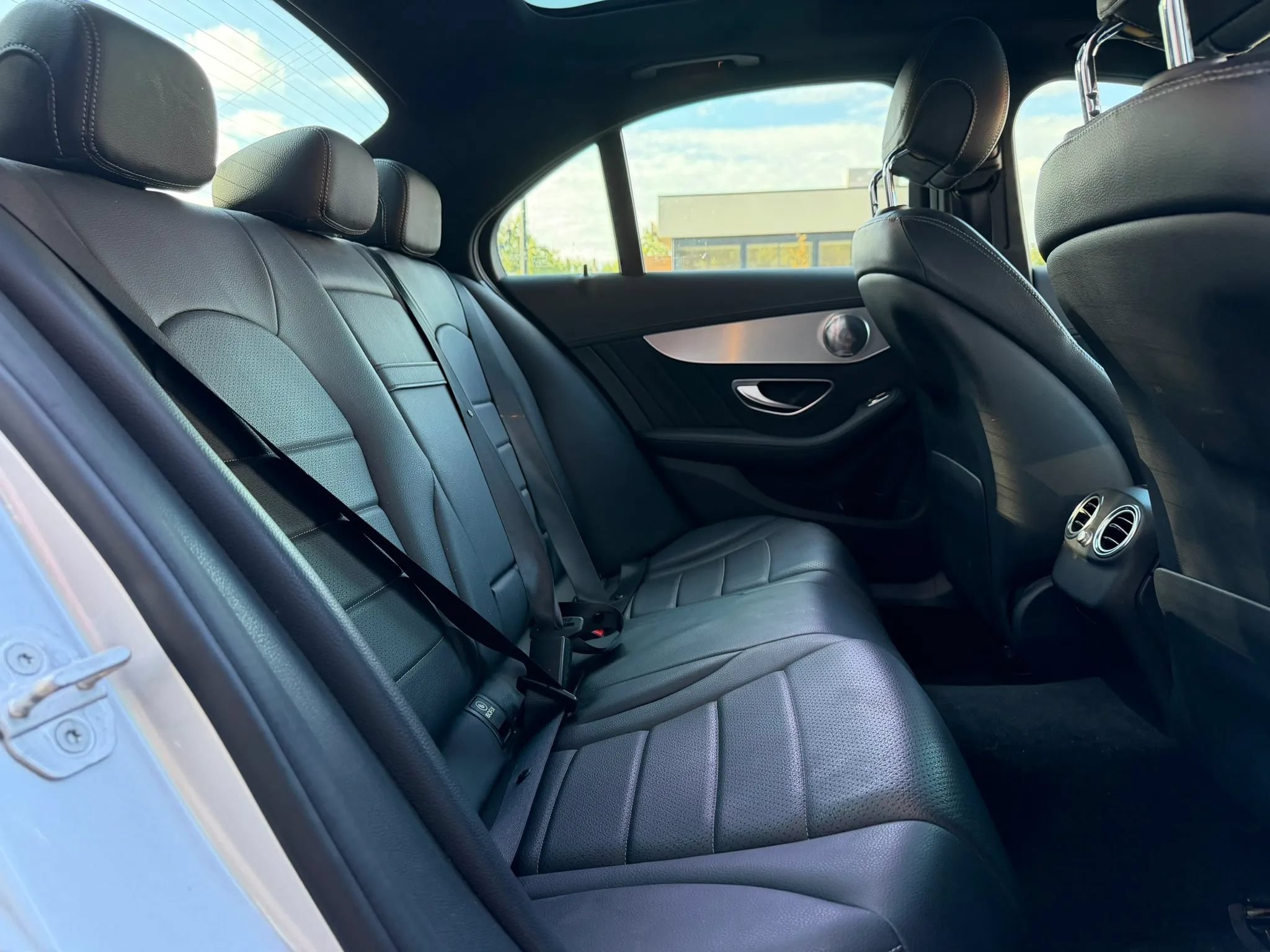 Used 2015 Mercedes-Benz C 300 4MATIC Sedan image 14