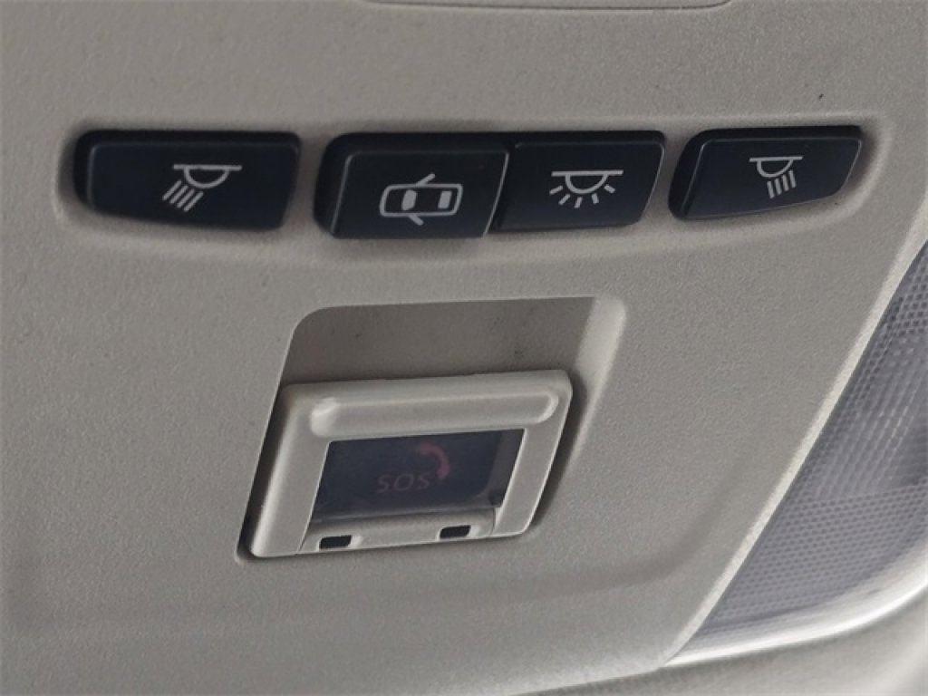 Used 2022 Toyota Corolla LE image 30