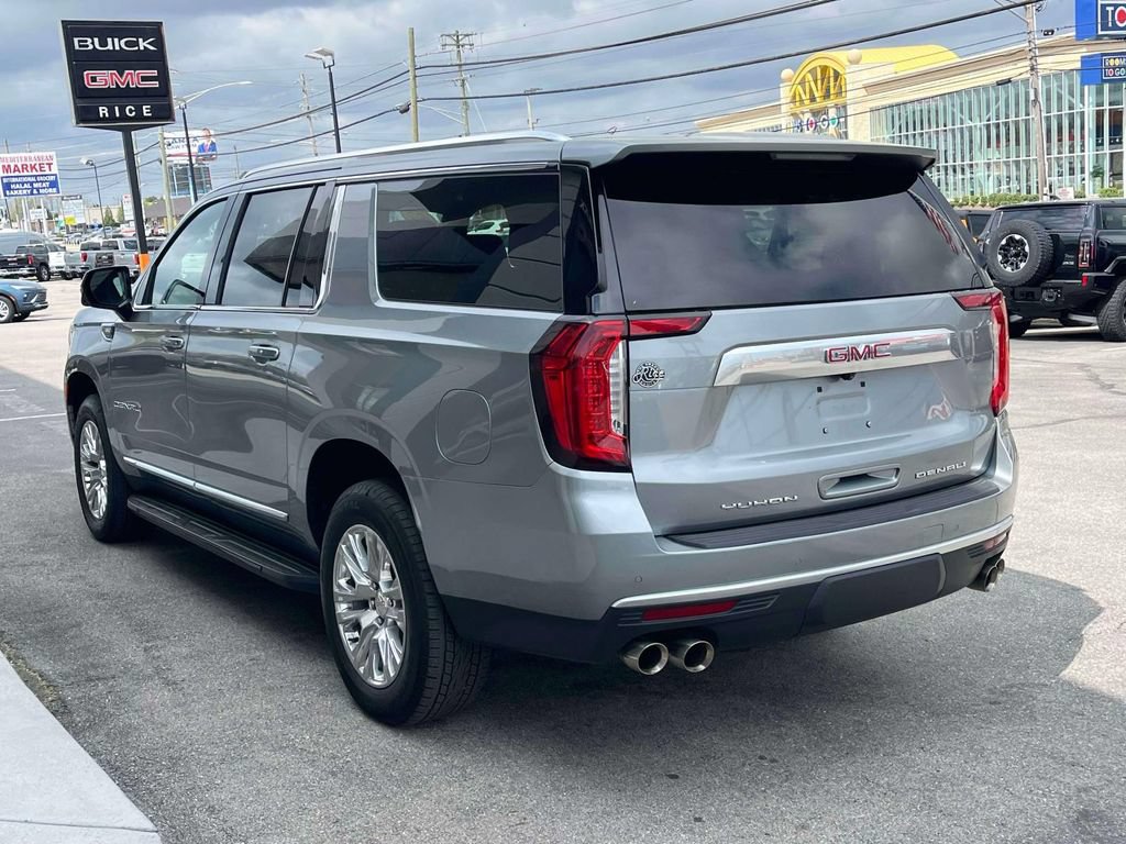 Used 2023 GMC Yukon XL Denali AWD/4WD image 5