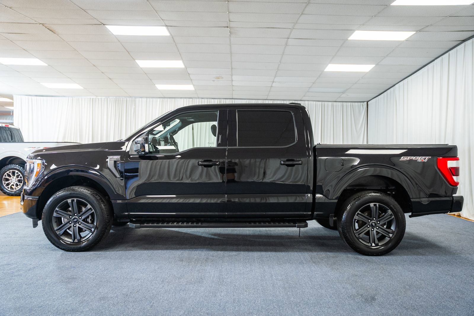 Certified 2023 Ford F150 Lariat w/ Equipment Group 502A High image 5