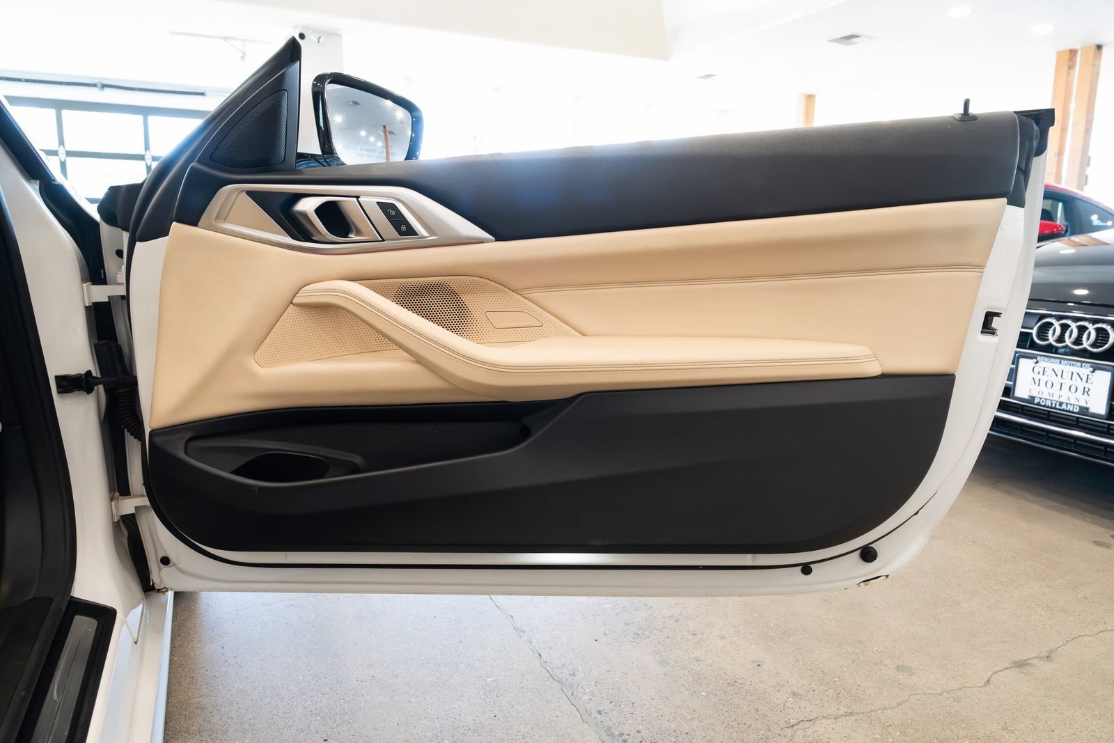Used 2022 BMW 430i xDrive Convertible w/ Convenience Package AWD/4WD image 25
