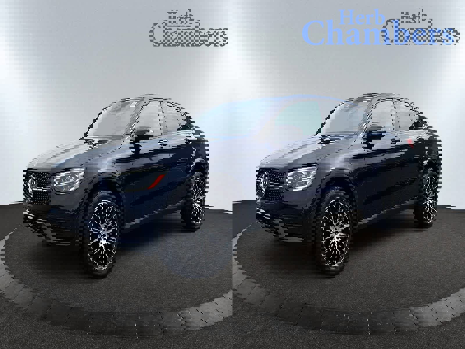 Used 2023 Mercedes-Benz GLC 300 4MATIC image 13