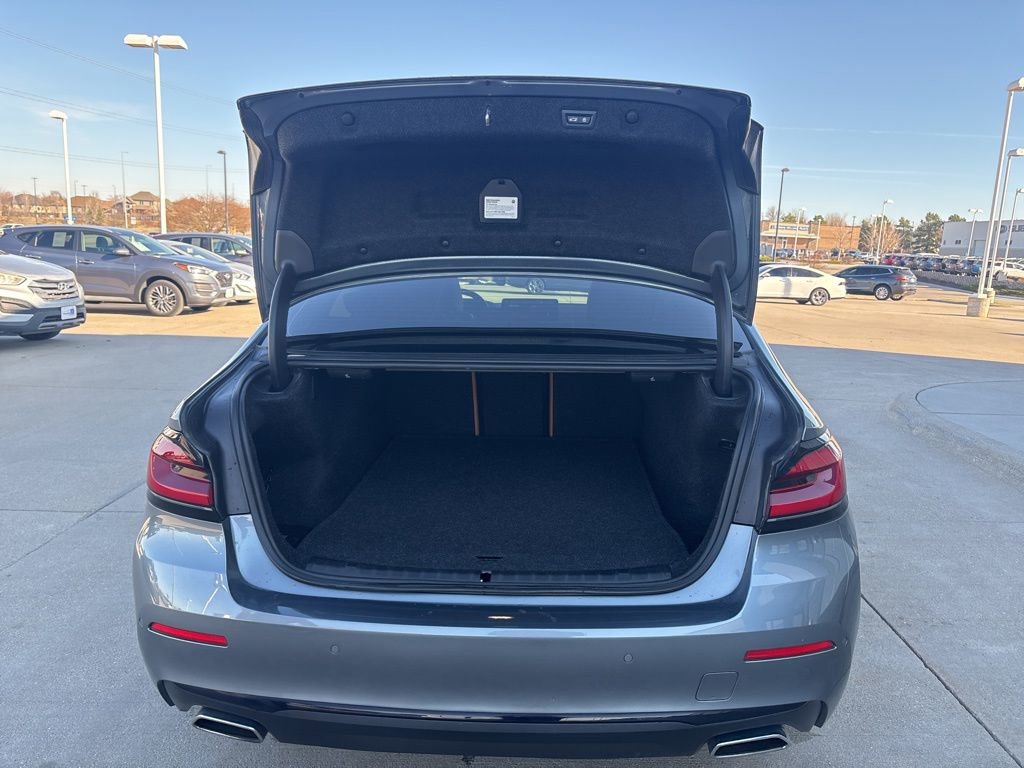 Used 2022 BMW 540i xDrive image 42
