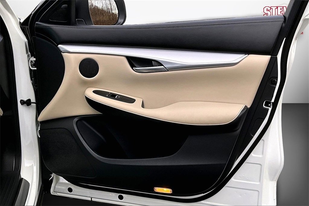 Used 2021 INFINITI QX50 Luxe w/ Cargo Package image 26