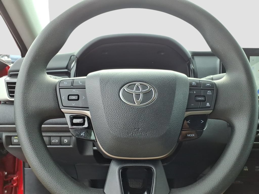 Used 2026 Toyota Camry LE w/ Convenience Package FWD image 26