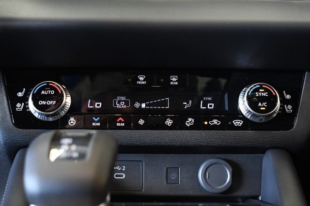 New 2026 Mitsubishi Outlander SEL AWD/4WD image 43