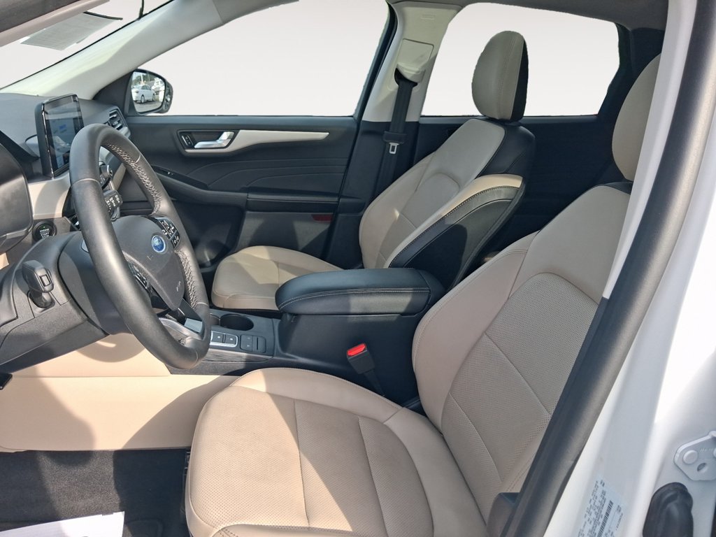 Used 2022 Ford Escape SEL FWD image 9