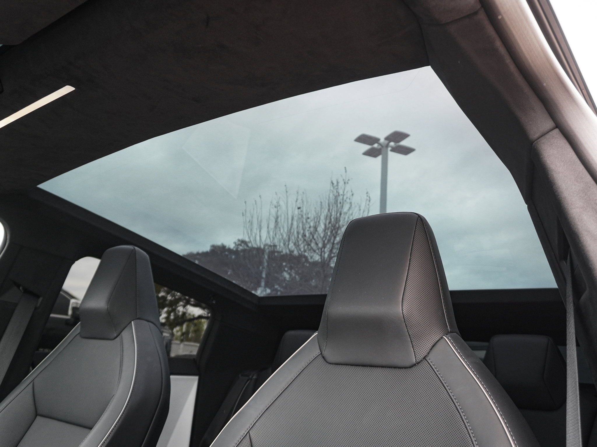 Used 2024 Tesla Cybertruck Cyberbeast image 17