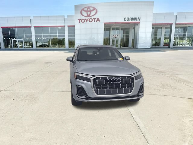 Used 2025 Audi Q7 3.0T Premium Plus AWD/4WD image 29