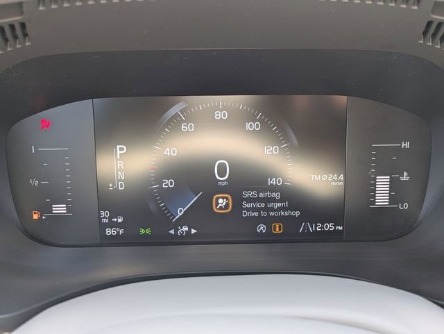 Used 2018 Volvo XC60 T5 Momentum w/ Convenience Package image 19