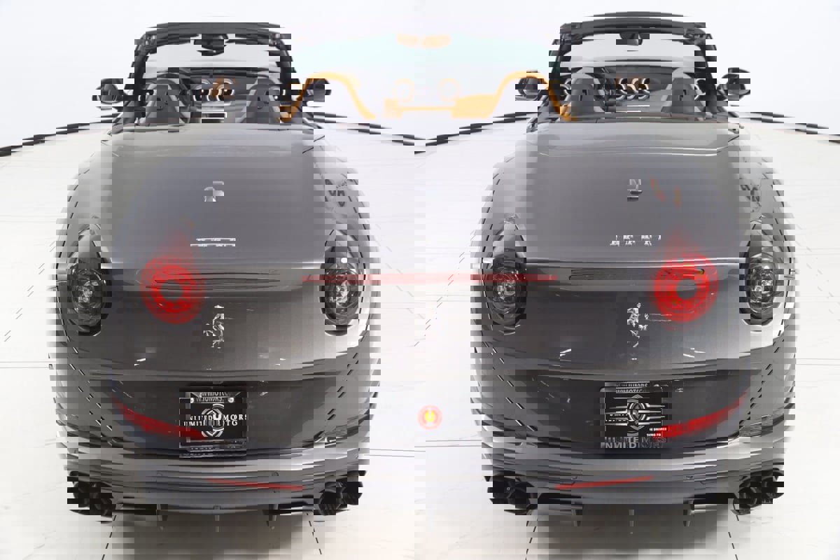 Used 2018 Ferrari California T image 88