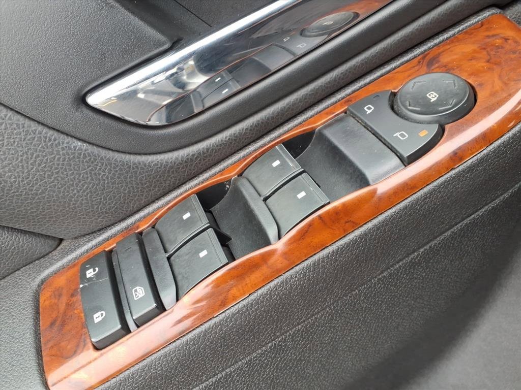 Used 2014 GMC Sierra 2500 SLT w/ SLT Convenience Package image 17