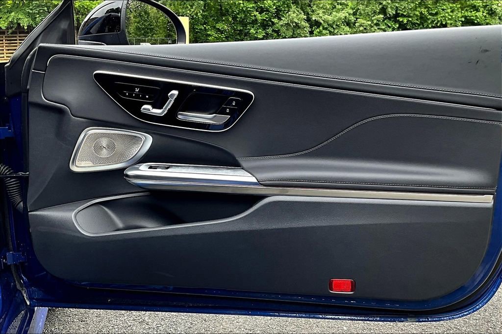 Used 2024 Mercedes-Benz CLE 300 4MATIC Coupe image 19