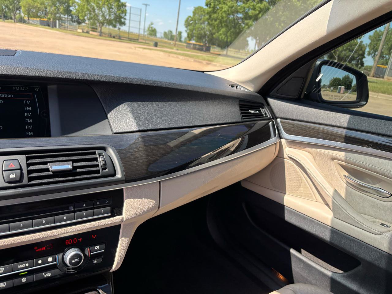Used 2011 BMW 528i Sedan RWD image 17