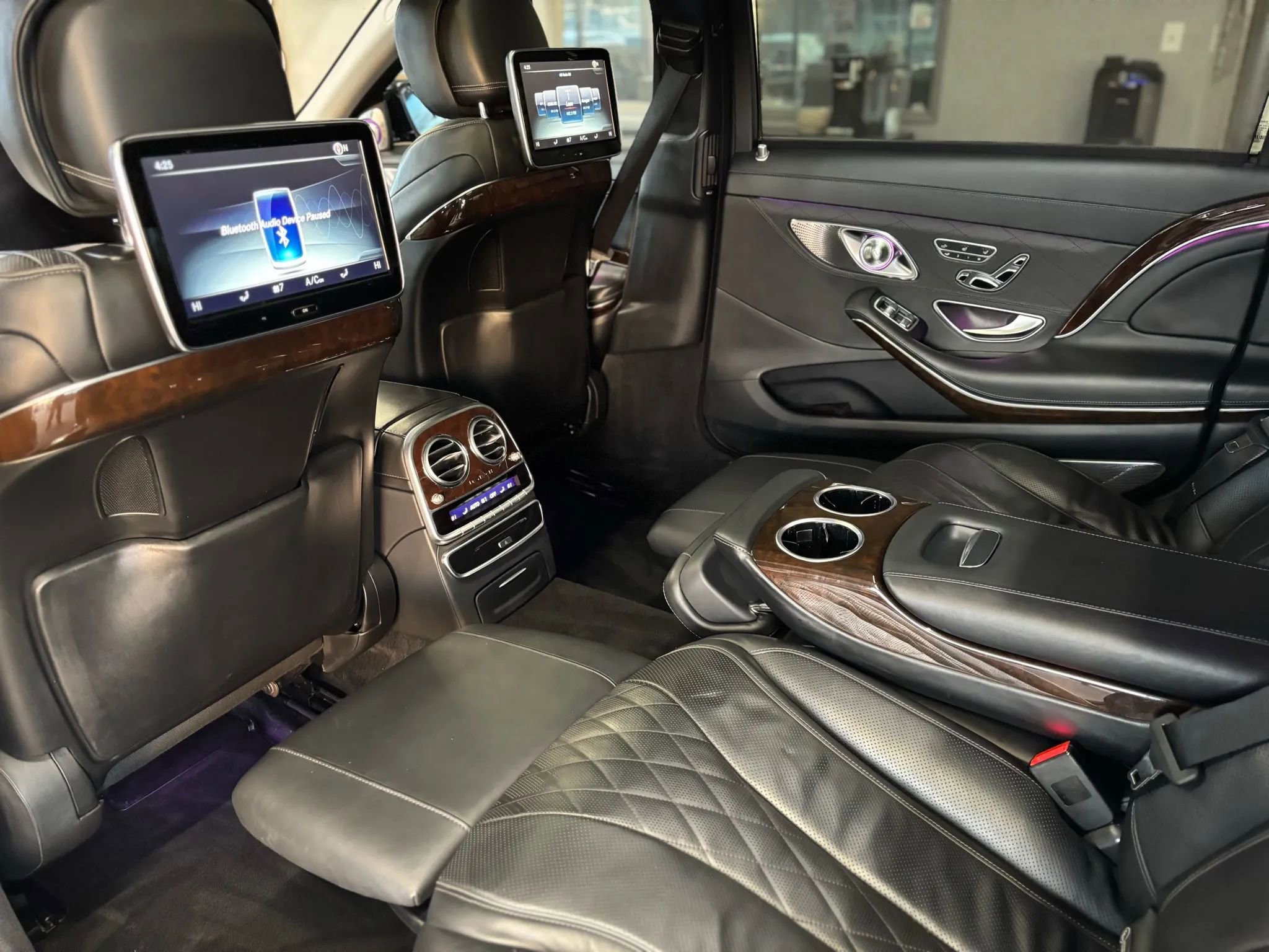 Used 2016 Mercedes-Benz Maybach S 600 image 28
