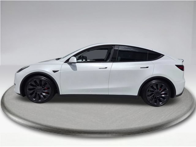Used 2024 Tesla Model Y Performance AWD/4WD image 18