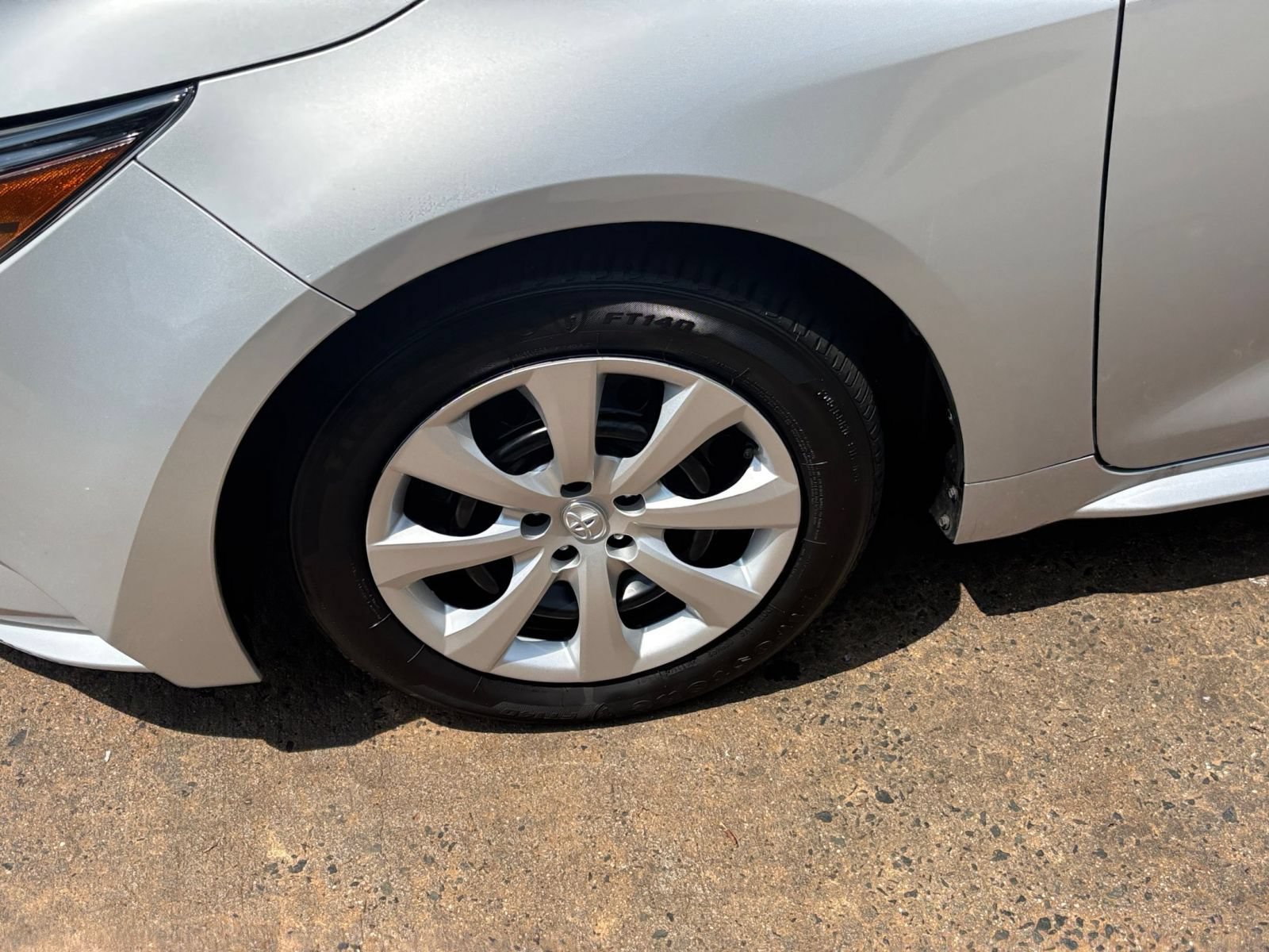 Used 2025 Toyota Corolla LE FWD image 24