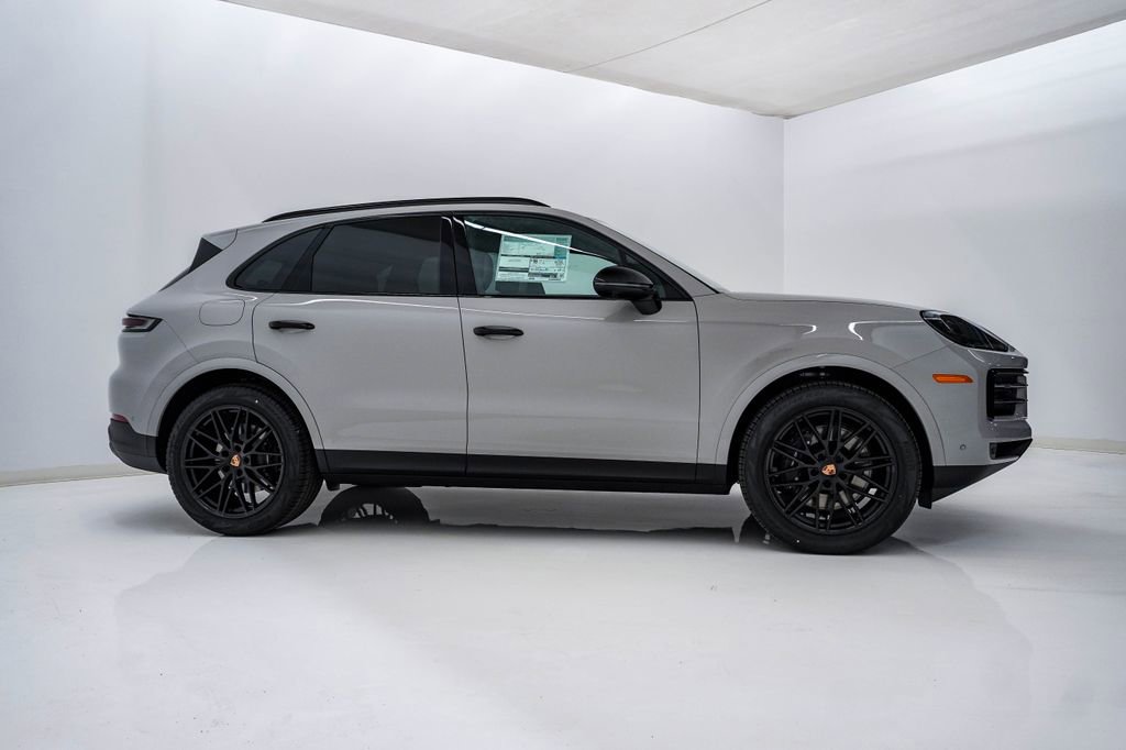 New 2026 Porsche Cayenne image 9