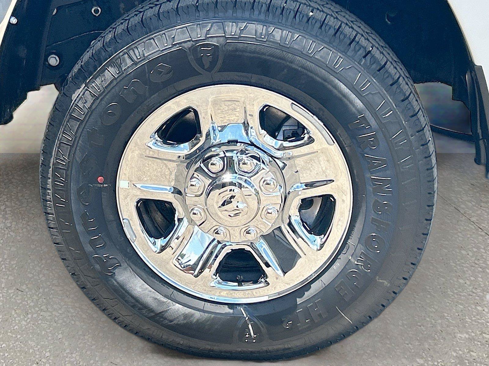 New 2026 RAM 2500 Tradesman w/ Chrome Appearance Group AWD/4WD image 38