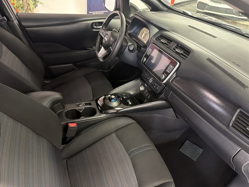 Used 2023 Nissan Leaf SV Plus FWD image 27