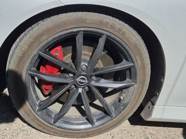 Used 2024 Nissan Z Performance w/ Floor Mat Package image 6