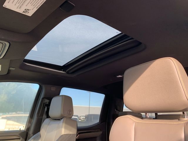 Certified 2022 Chevrolet Silverado 1500 ZR2 w/ Technology Package image 35