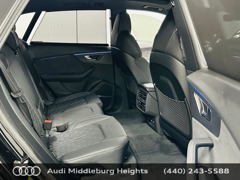 Certified 2025 Audi SQ8 Prestige image 28