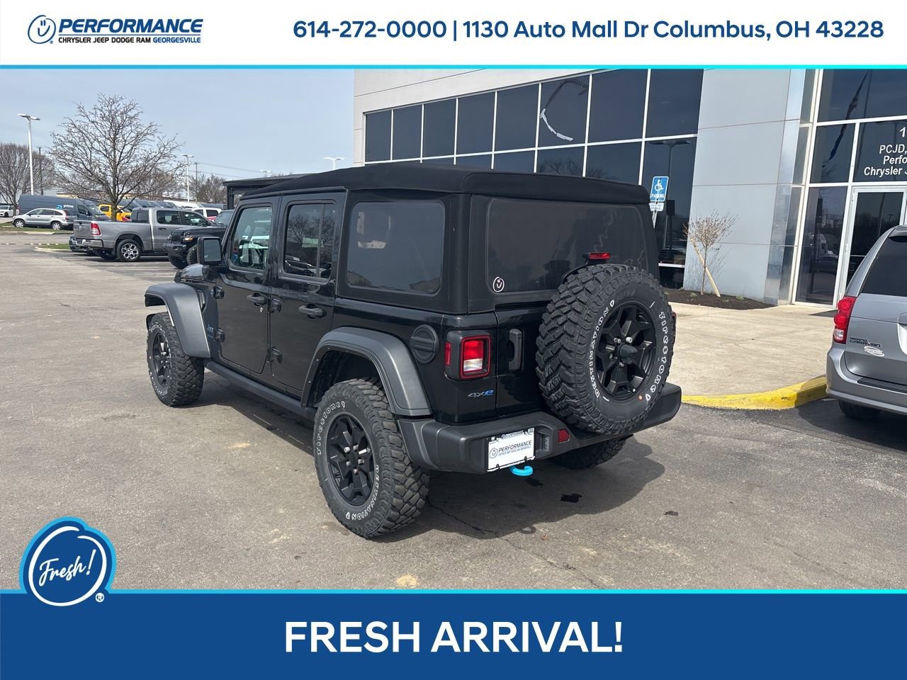 Used 2023 Jeep Wrangler Unlimited w/ Cold Weather Group image 6