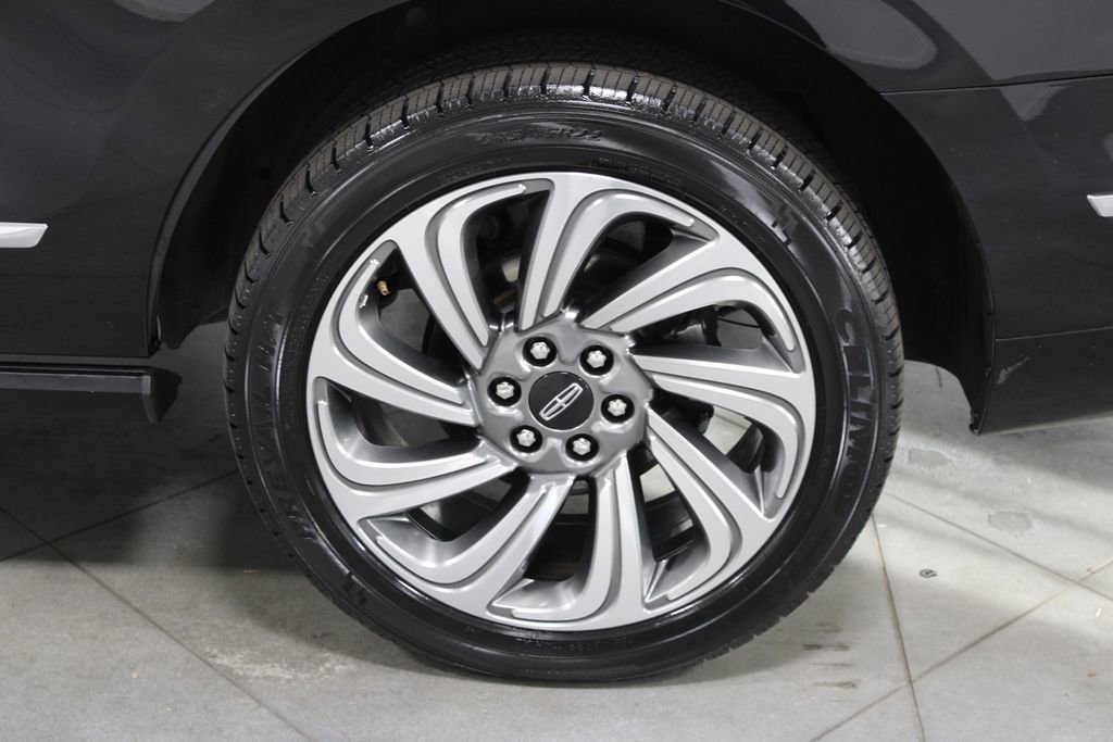 Used 2024 Lincoln Navigator Reserve image 19