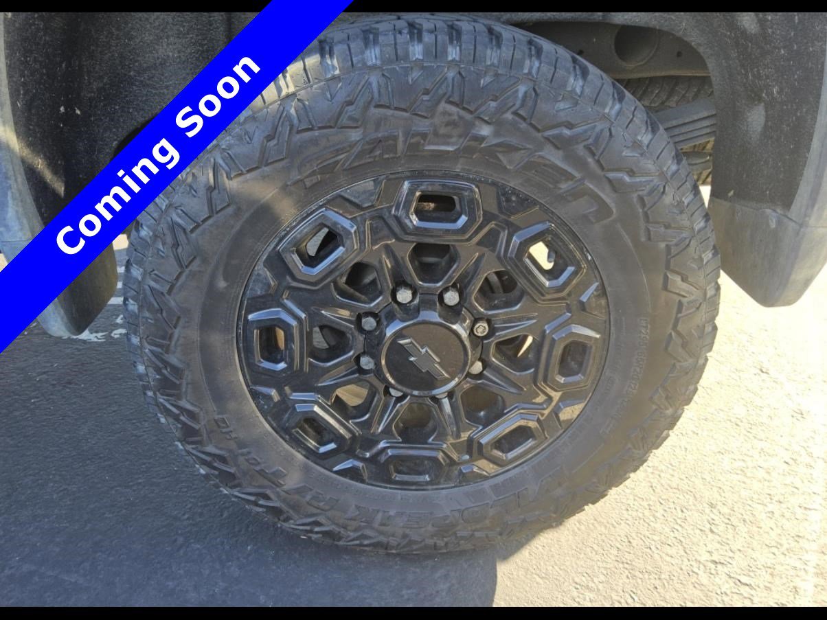 Used 2022 Chevrolet Silverado 2500 LTZ w/ LTZ Plus Package AWD/4WD image 19