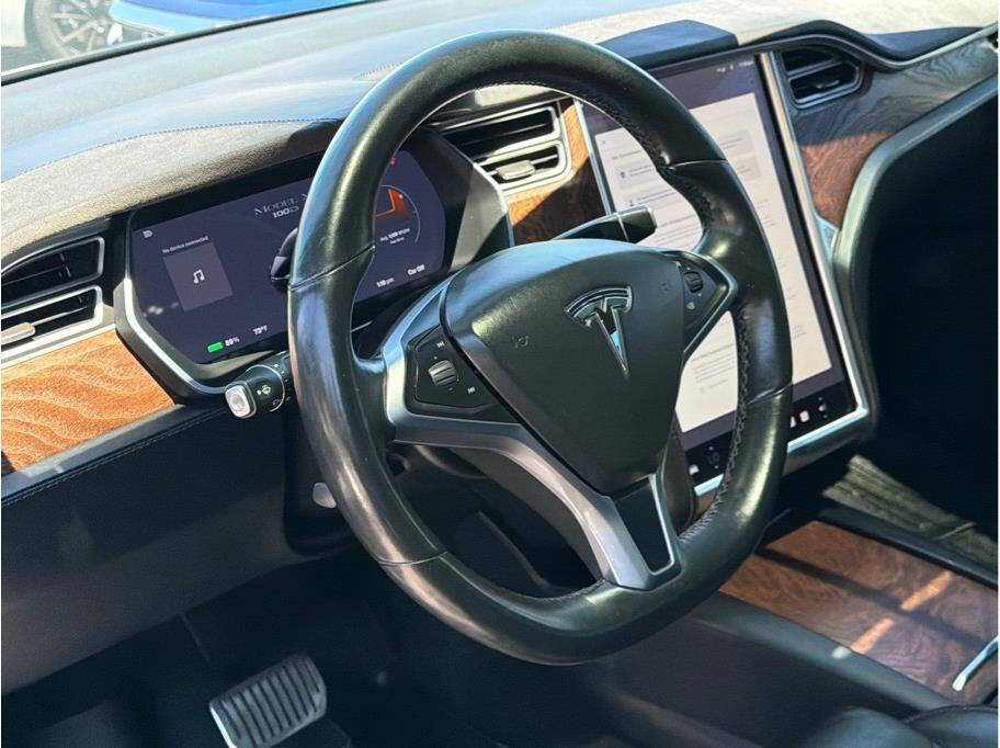 Used 2017 Tesla Model X 100D AWD/4WD image 7