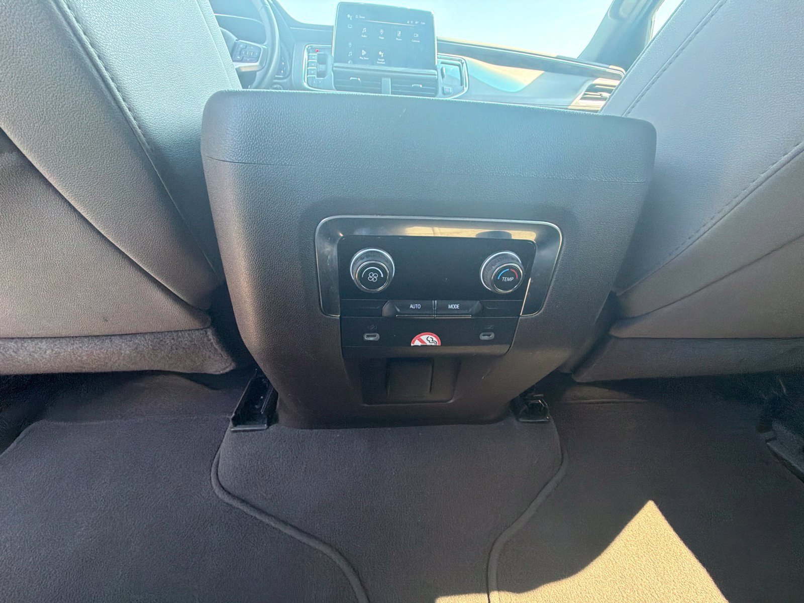 Used 2024 Chevrolet Tahoe LT AWD/4WD image 25