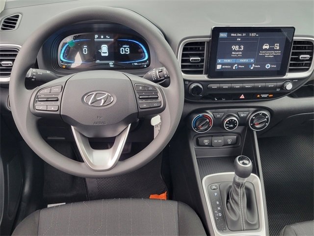 New 2026 Hyundai Venue SE image 4