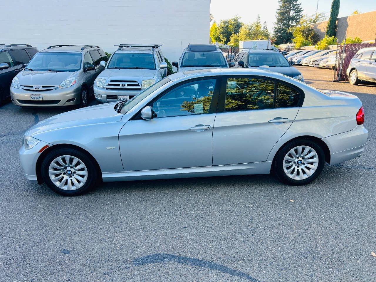 Used 2009 BMW 328i Sedan RWD image 5