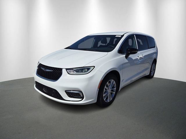 New 2026 Chrysler Pacifica Select FWD image 2