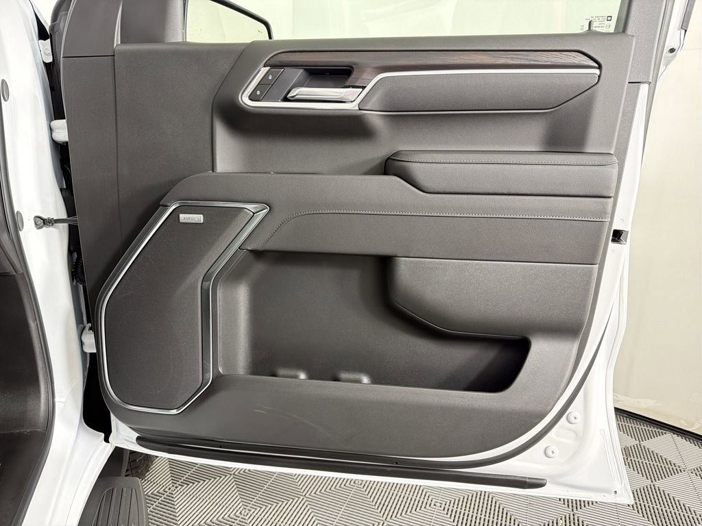 New 2026 GMC Sierra 1500 SLT w/ SLT Premium Plus Package image 12