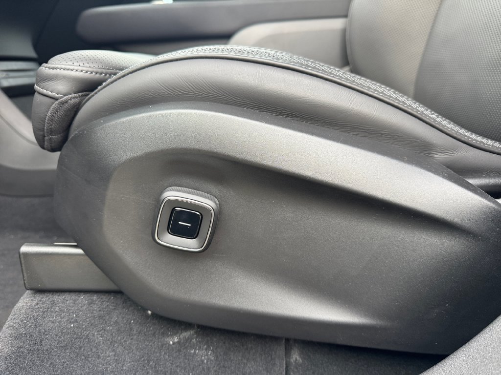 New 2026 Volvo EX90 Ultra AWD/4WD image 12